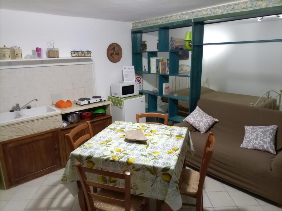 Da Salvo E Mary Otel Trapani Dış mekan fotoğraf